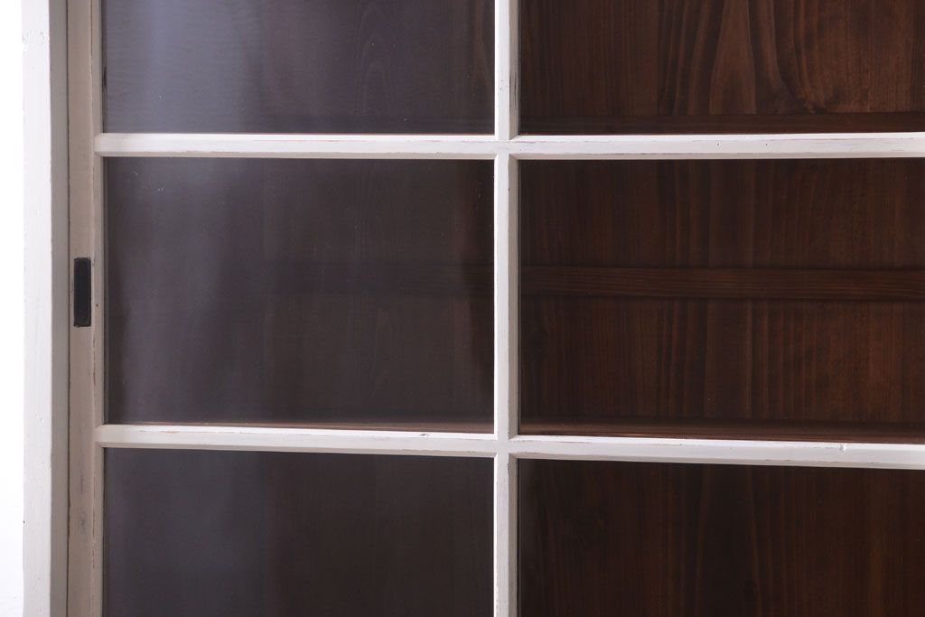 アンティーク家具　アンティークペイント　古い木の重ね戸棚(収納棚)