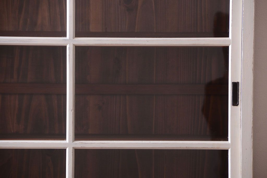 アンティーク家具　アンティークペイント　古い木の重ね戸棚(収納棚)