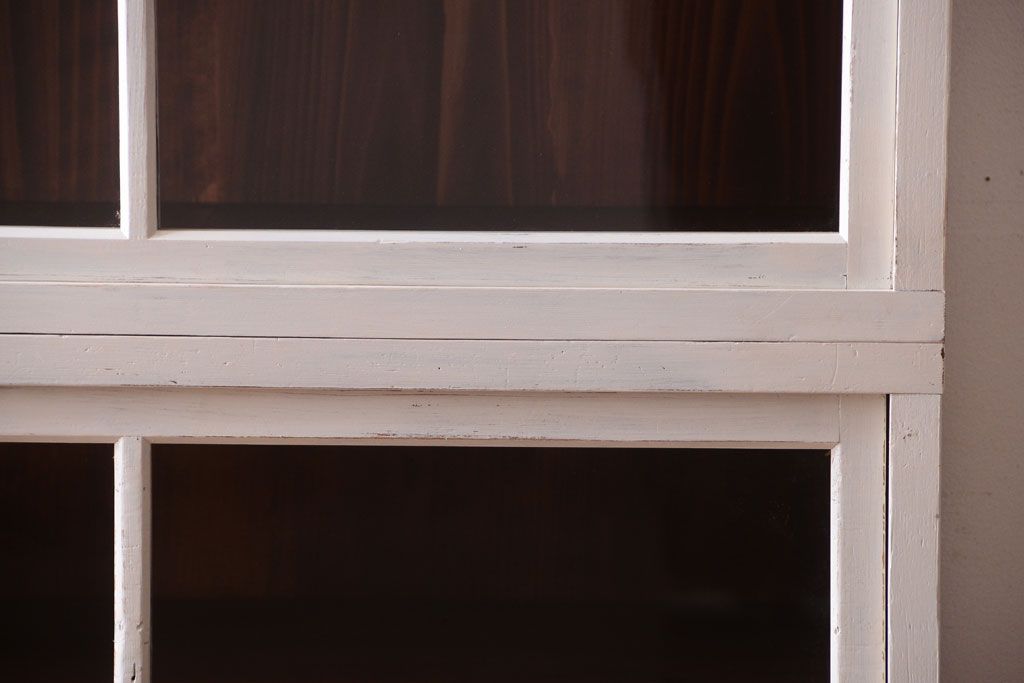 アンティーク家具　アンティークペイント　古い木の重ね戸棚(収納棚)