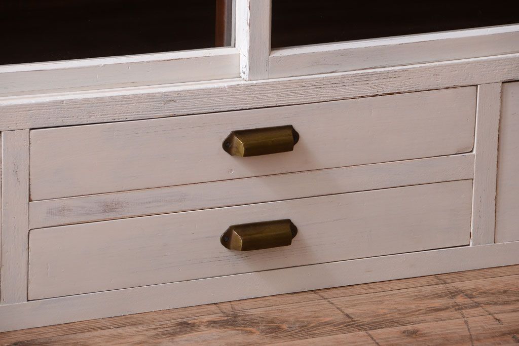 アンティーク家具　アンティークペイント　古い木の重ね戸棚(収納棚)