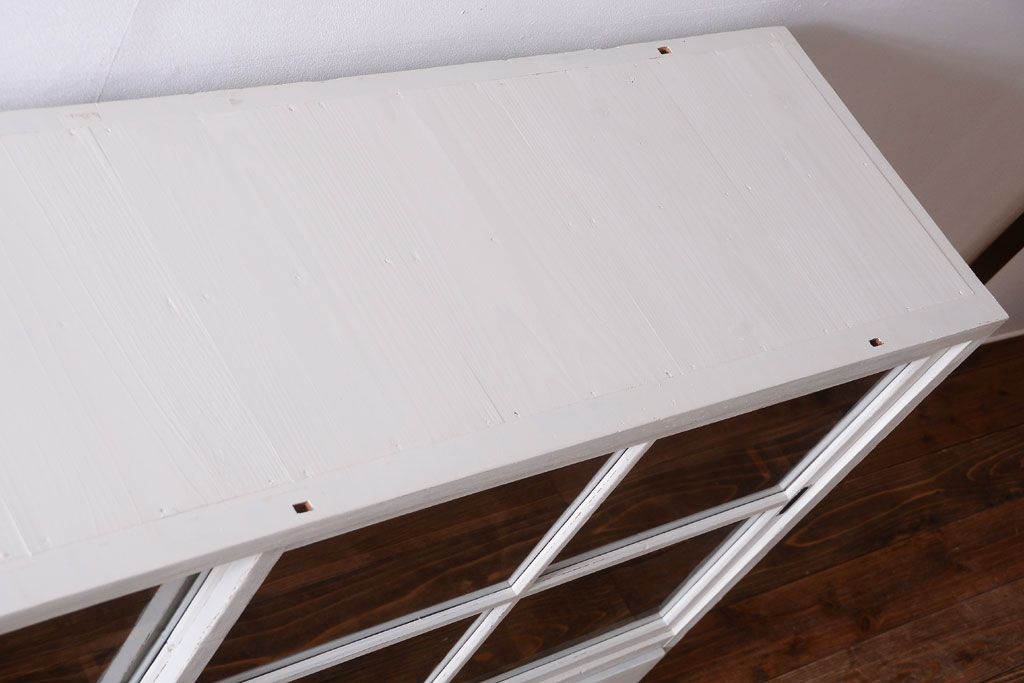 アンティーク家具　アンティークペイント　古い木の重ね戸棚(収納棚)