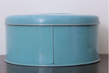 アンティーク雑貨　イギリスビンテージ　かわいいケーキ缶(丸型小物入れ)