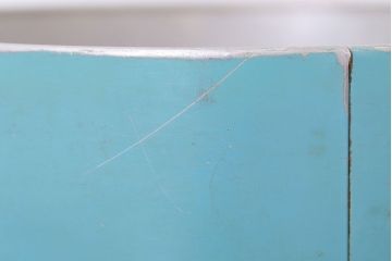 アンティーク雑貨　イギリスビンテージ　かわいいケーキ缶(丸型小物入れ)