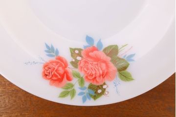 イギリスビンテージ　JAJ　パイレックス　Cottage Rose(コテージ ローズ)シリーズ　ミルクガラスのスープ皿3枚セット(洋食器)(1)