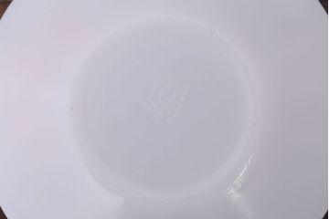 イギリスビンテージ　JAJ　パイレックス　Sunflower(サンフラワー)シリーズ　ミルクガラスのカップ&ソーサー&プレート(トリオ)3客セット(洋食器)