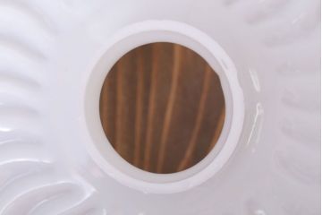 イギリスアンティーク　フリルシェードのペンダントライト(1)