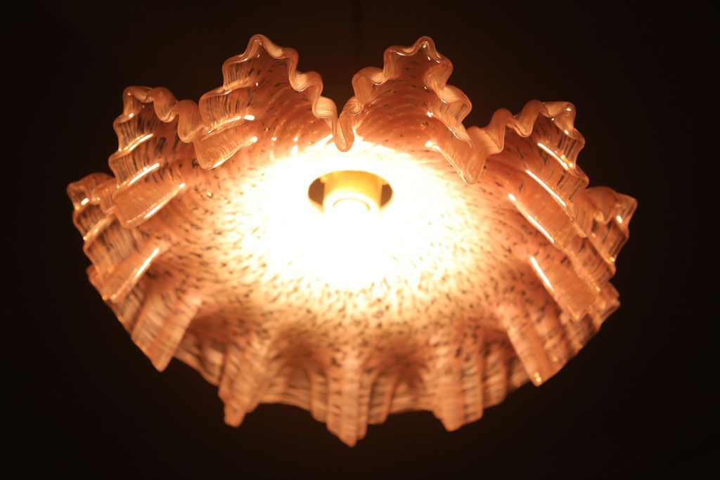 フランスアンティーク　フリルシェードのかわいいペンダントライト(天井照明)