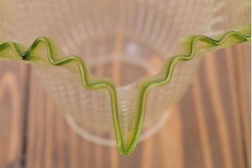 イギリスビンテージ　フリルシェードのペンダントライト