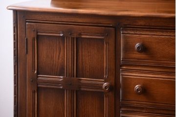 ヴィンテージ家具　イギリスビンテージ　アーコール　キャビネット(収納棚)