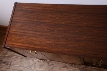 ヴィンテージ家具　北欧ビンテージ　G-PLAN　BBシリーズ　サイドボード