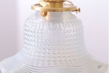 イギリスアンティーク　可愛らしいフリルシェードのペンダントライト(3)