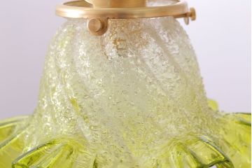 イギリスアンティーク　フリルシェードの古いペンダントライト(1)