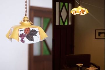 フランスアンティーク　ミルクガラスの天井照明(電笠)