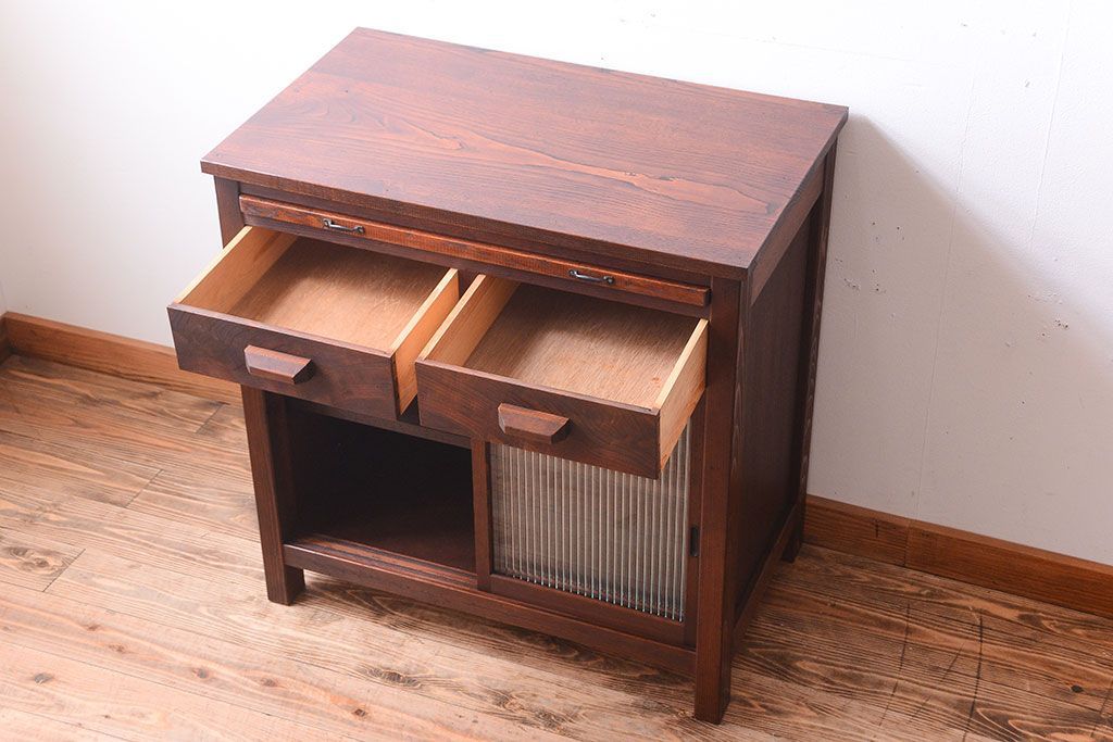 レトロ家具　昭和レトロ　古い木のモールガラス戸収納棚(サイドキャビネット)