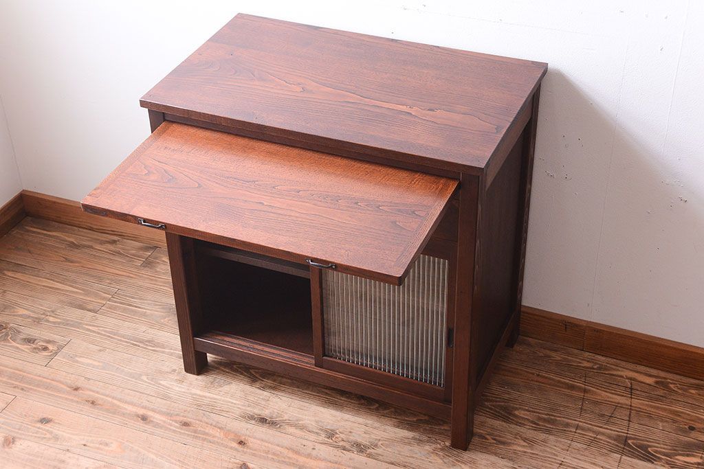 レトロ家具　昭和レトロ　古い木のモールガラス戸収納棚(サイドキャビネット)