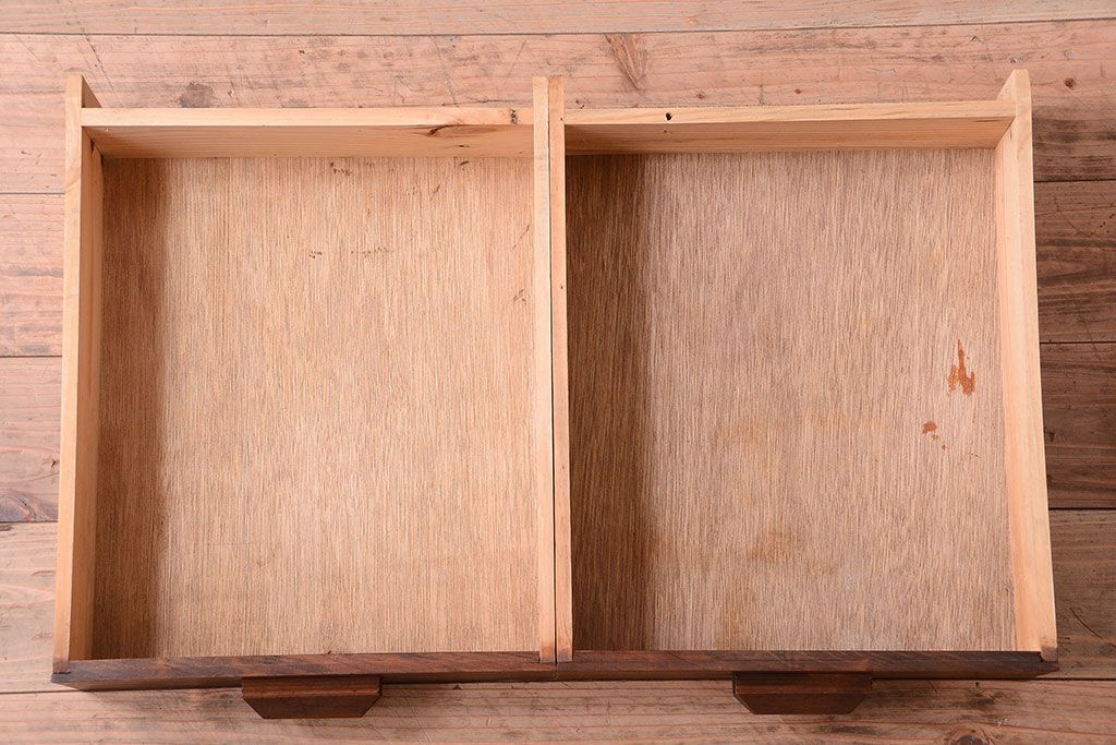 レトロ家具　昭和レトロ　古い木のモールガラス戸収納棚(サイドキャビネット)