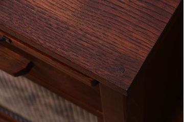 レトロ家具　昭和レトロ　古い木のモールガラス戸収納棚(サイドキャビネット)