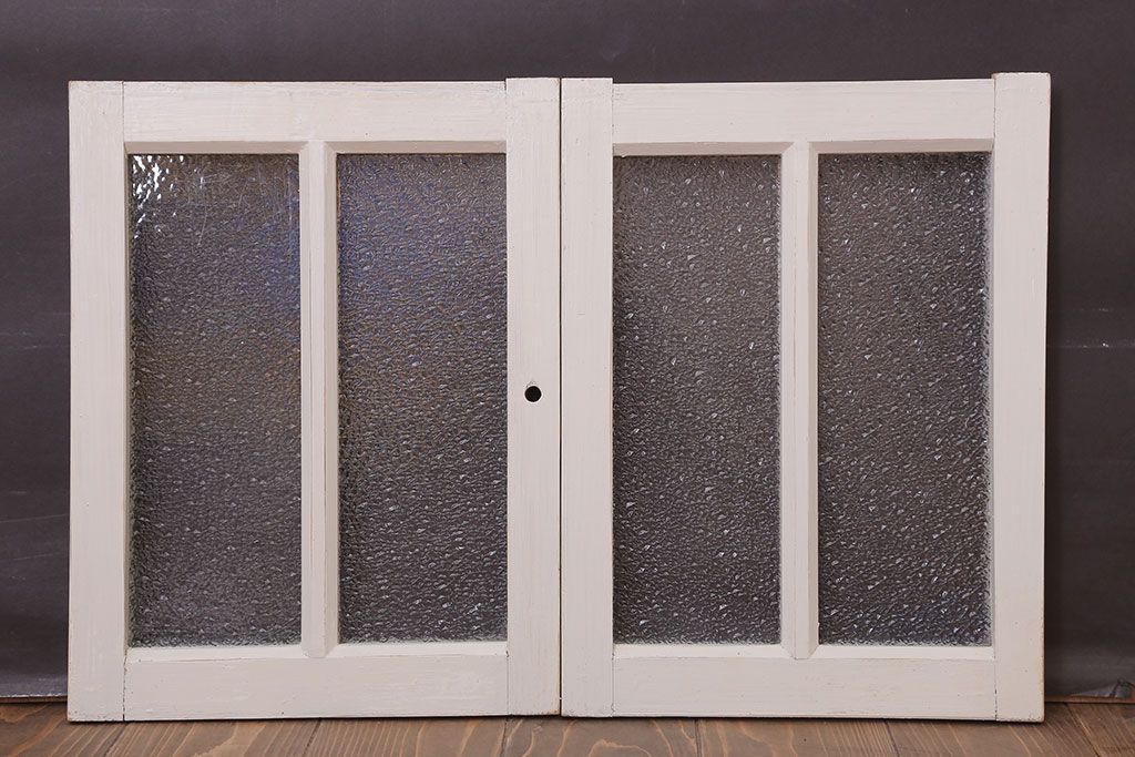 ペイント　ダイヤガラス入りの引き戸2枚セット(窓)