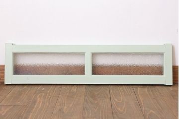 ペイント　ダイヤガラス入りの明り取り(窓)