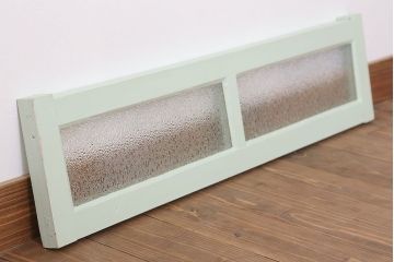 ペイント　ダイヤガラス入りの明り取り(窓)