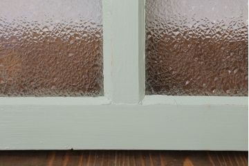 ペイント　ダイヤガラス入りの明り取り(窓)