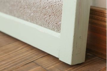 ペイント　ダイヤガラス入りの明り取り(窓)