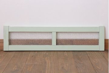 ペイント　ダイヤガラス入りの明り取り(窓)