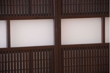 古民具・骨董　裏障子付き!すりガラス帯のアンティーク格子戸