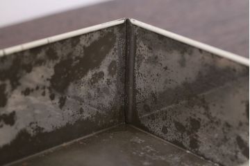 アンティーク雑貨　イギリスビンテージ　かわいいティン缶(小物入れ)(1)