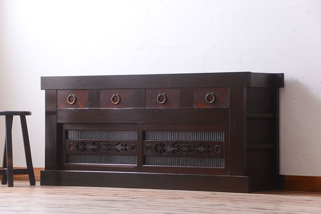 アンティーク家具　和製アンティーク　五尺　銀モールガラス入りの明治〜大正期ローボード(水屋箪笥、テレビ台、キャビネット、収納棚)