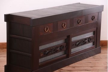 アンティーク家具　和製アンティーク　五尺　銀モールガラス入りの明治〜大正期ローボード(水屋箪笥、テレビ台、キャビネット、収納棚)