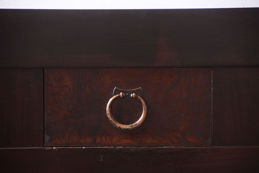 アンティーク家具　和製アンティーク　五尺　銀モールガラス入りの明治〜大正期ローボード(水屋箪笥、テレビ台、キャビネット、収納棚)