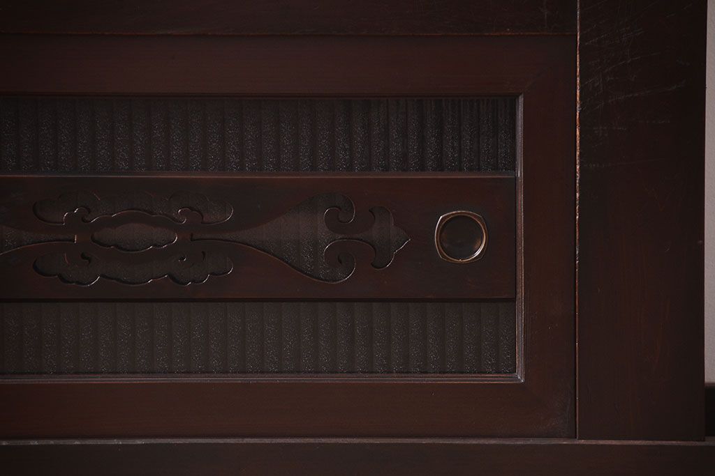 アンティーク家具　和製アンティーク　五尺　銀モールガラス入りの明治〜大正期ローボード(水屋箪笥、テレビ台、キャビネット、収納棚)