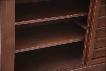 アンティーク家具　古民具・骨董　五尺　横桟戸の古い高級水屋箪笥ローボード(リビングボード・テレビボード)