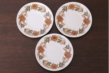 イギリスビンテージ　Susie Cooper(スージークーパー)　ART NOUVEAU(アールヌーボー)シリーズ　ブラウン　カップ&ソーサー3客セット(2)(洋食器)