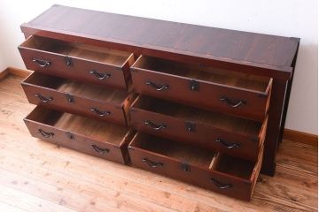 アンティーク家具　古民具・骨董　欅材と檜材!和モダンスタイルの収納箪笥サイドボード(水屋箪笥)