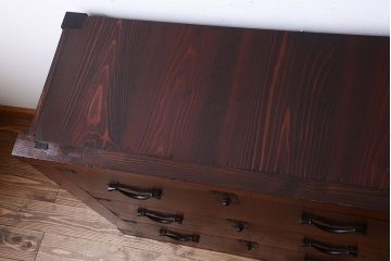 アンティーク家具　古民具・骨董　欅材と檜材!和モダンスタイルの収納箪笥サイドボード(水屋箪笥)