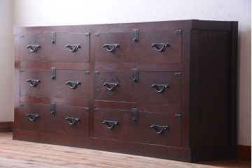 アンティーク家具　古民具・骨董　欅材と檜材!和モダンスタイルの収納箪笥サイドボード(水屋箪笥)