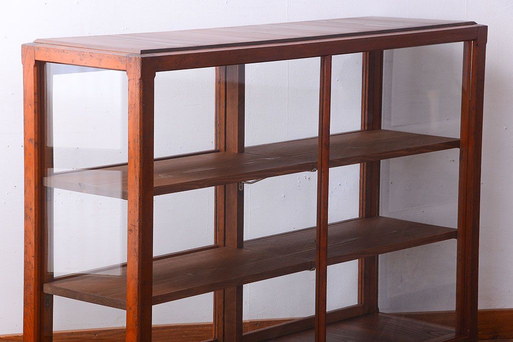 アンティーク家具　アンティーク　古い木のシンプルで上品なガラスケース