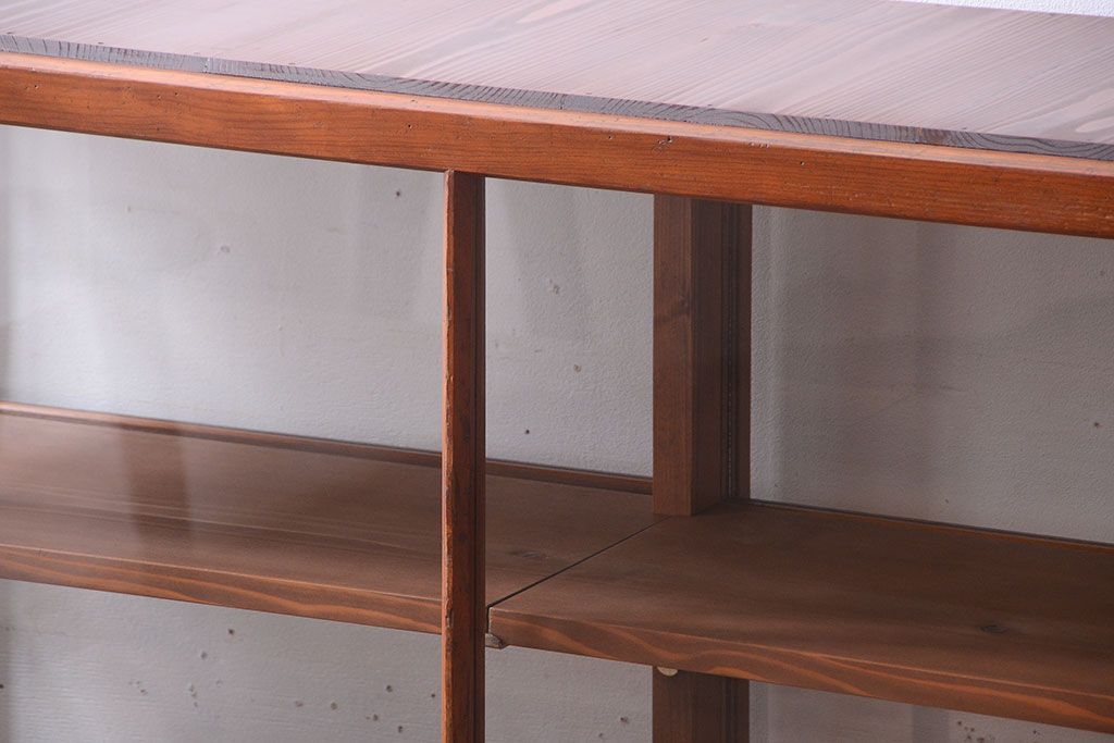 アンティーク家具　アンティーク　古い木のシンプルで上品なガラスケース