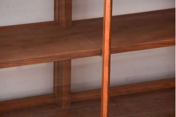 アンティーク家具　アンティーク　古い木のシンプルで上品なガラスケース