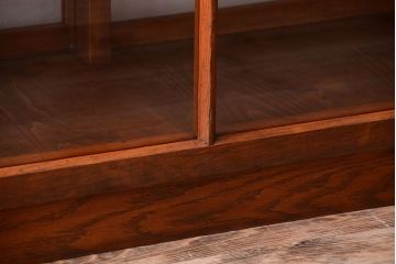 アンティーク家具　アンティーク　古い木のシンプルで上品なガラスケース