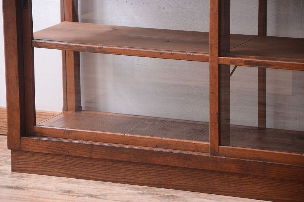 アンティーク家具　アンティーク　古い木のシンプルで上品なガラスケース