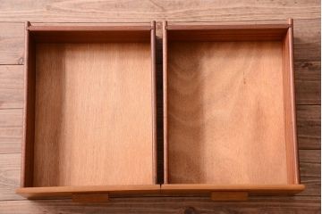 ヴィンテージ家具　北欧ビンテージ　G-PLAN　鏡付きのオーク材キャビネット(ワードローブ・収納棚・戸棚)