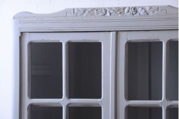 ヴィンテージ家具　海外ビンテージ　フレンチグレーペイントの上品なブックケース(本箱)