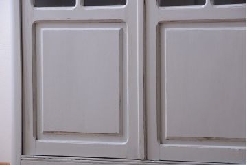 ヴィンテージ家具　海外ビンテージ　フレンチグレーペイントの上品なブックケース(本箱)