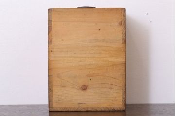アンティーク家具　和製アンティーク　古い木の小引き出し(小物入れ・小箱・収納箱)