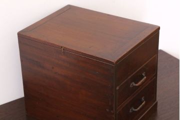 アンティーク家具　和製アンティーク　フタ付き!古い木の小物収納箱(小箱・木箱)