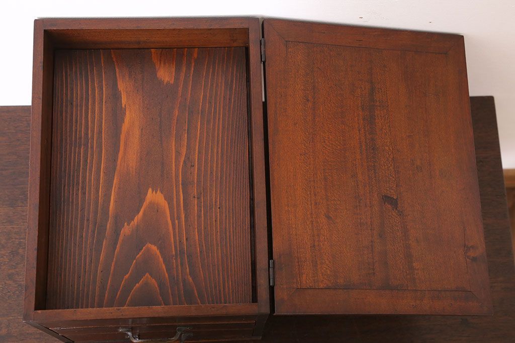 アンティーク家具　和製アンティーク　フタ付き!古い木の小物収納箱(小箱・木箱)