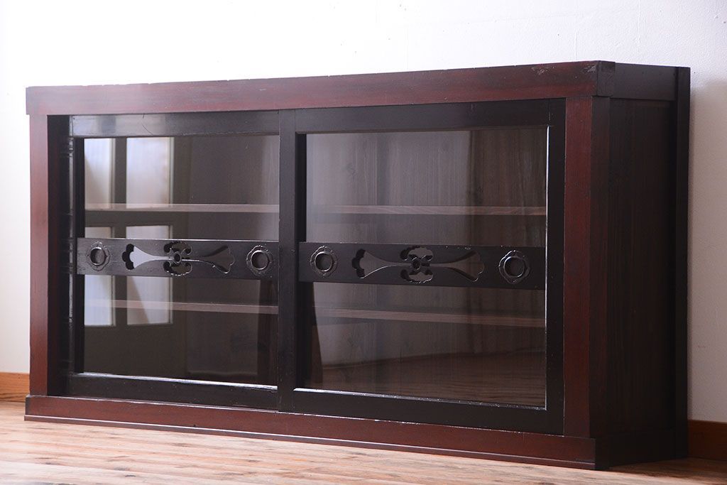 アンティーク家具　六尺　和製アンティーク　和モダンスタイル!ガラス戸水屋箪笥収納棚(サイドボード)